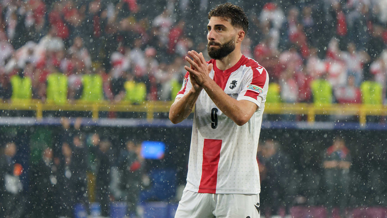 Beşiktaş'a Davitashvili'den kötü haber! "Zor bir dönemdi"