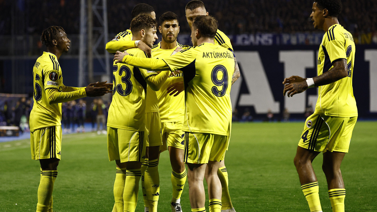 İrfan Can Kahveci ve Cenk Tosun’dan önce Szymanski Fenerbahçe’den ayrılacak İrfan Can Kahveci ve Cenk Tosun’dan önce Szymanski Fenerbahçe’den ayrılacak
